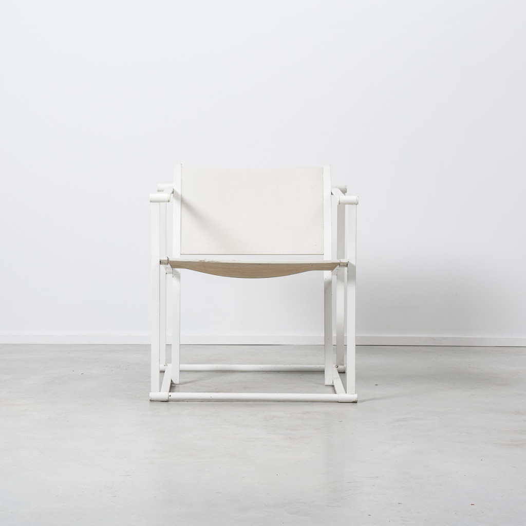 Radboud Van Beekum White FM62 Cube chairs