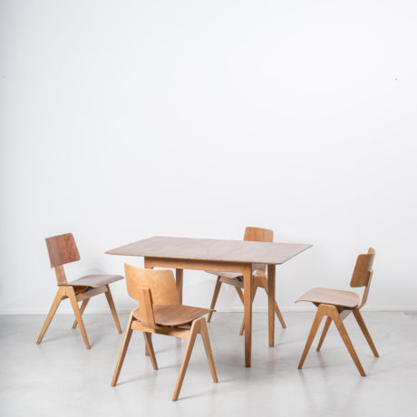 Robin Day Hillestak dining set