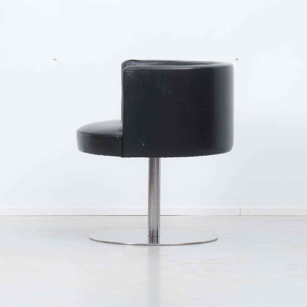 An Italian postmodern desk & chair