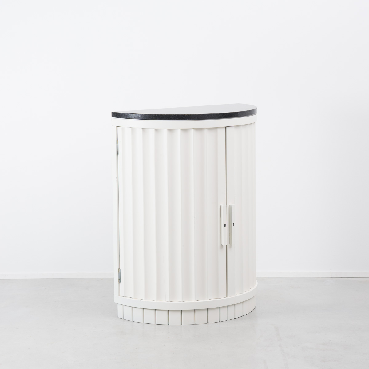 Fluted drinks Béton Brut