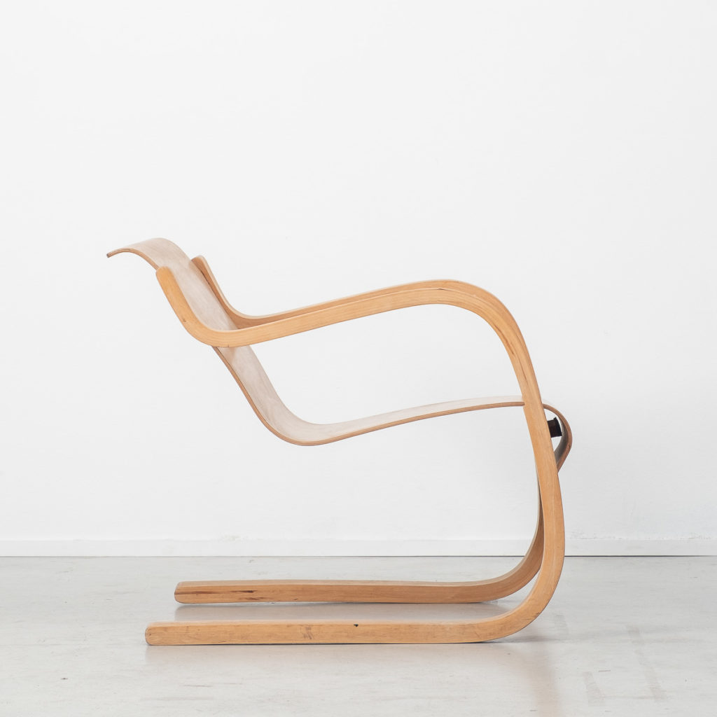 Alvar Aalto 31 lounge chair