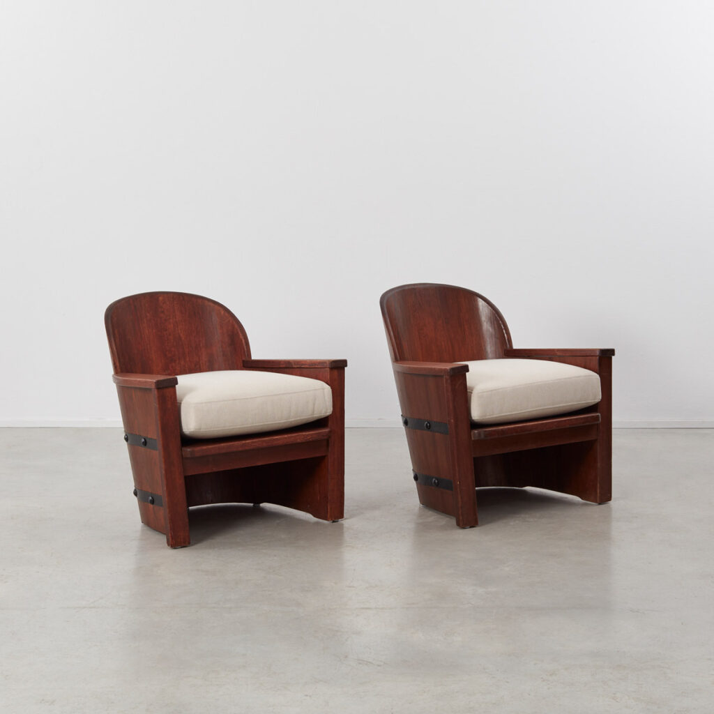 Axel Einar Hjorth barrel armchairs