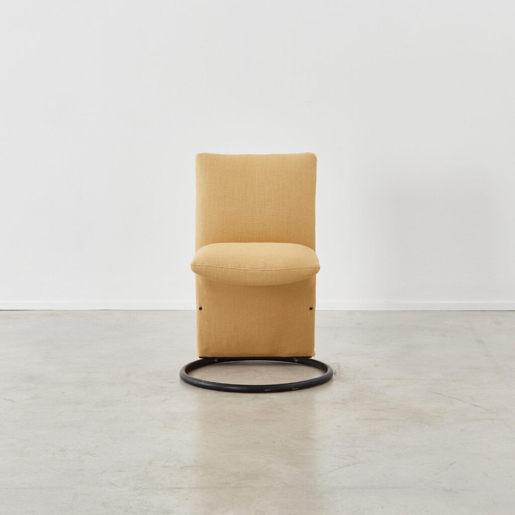 Four Pompeo Fumagalli chairs
