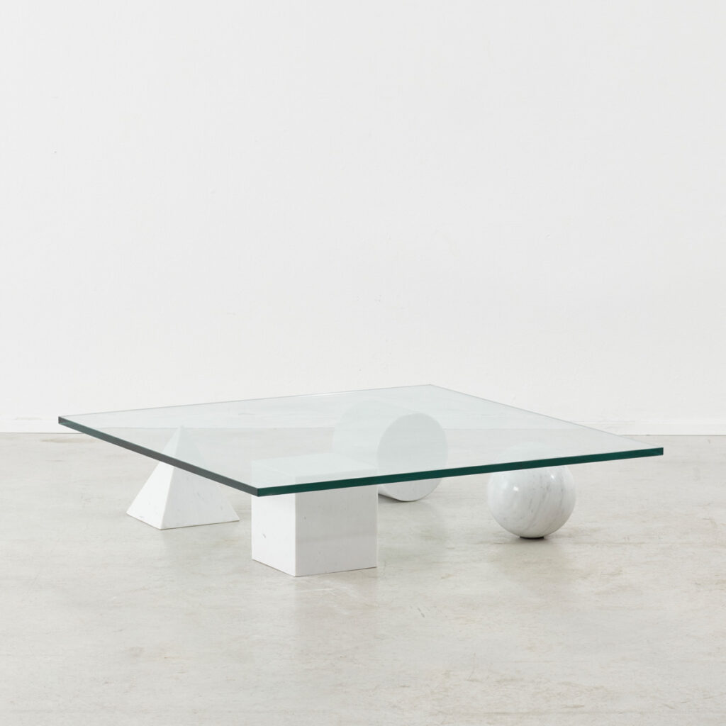 ‘Metafora’ coffee table in white marble