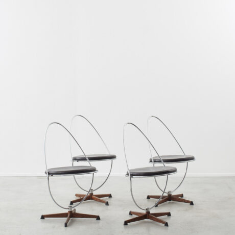 Arne Dahlèn set of four chairs