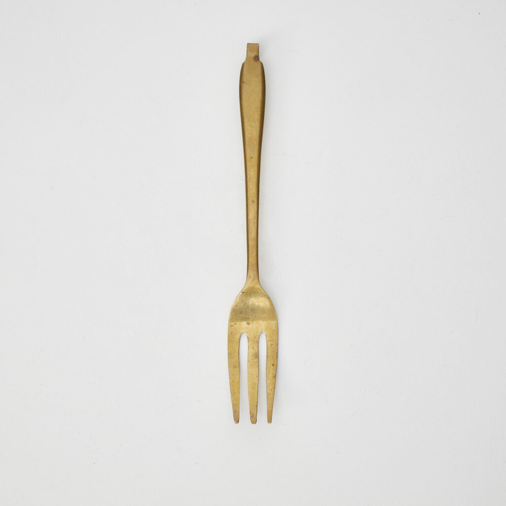 Set vintage brass serving utensils