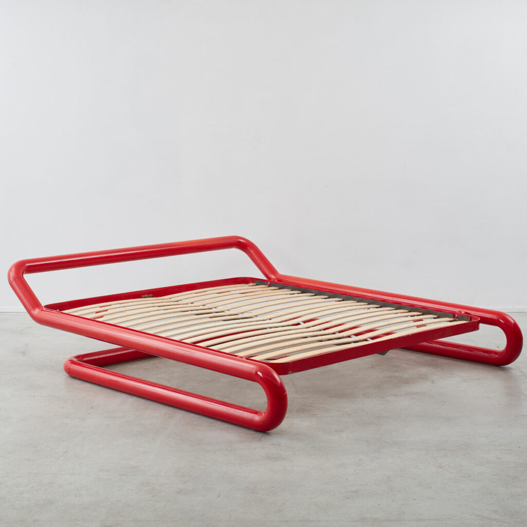 Marzio Cecchi cantilevered bed frame