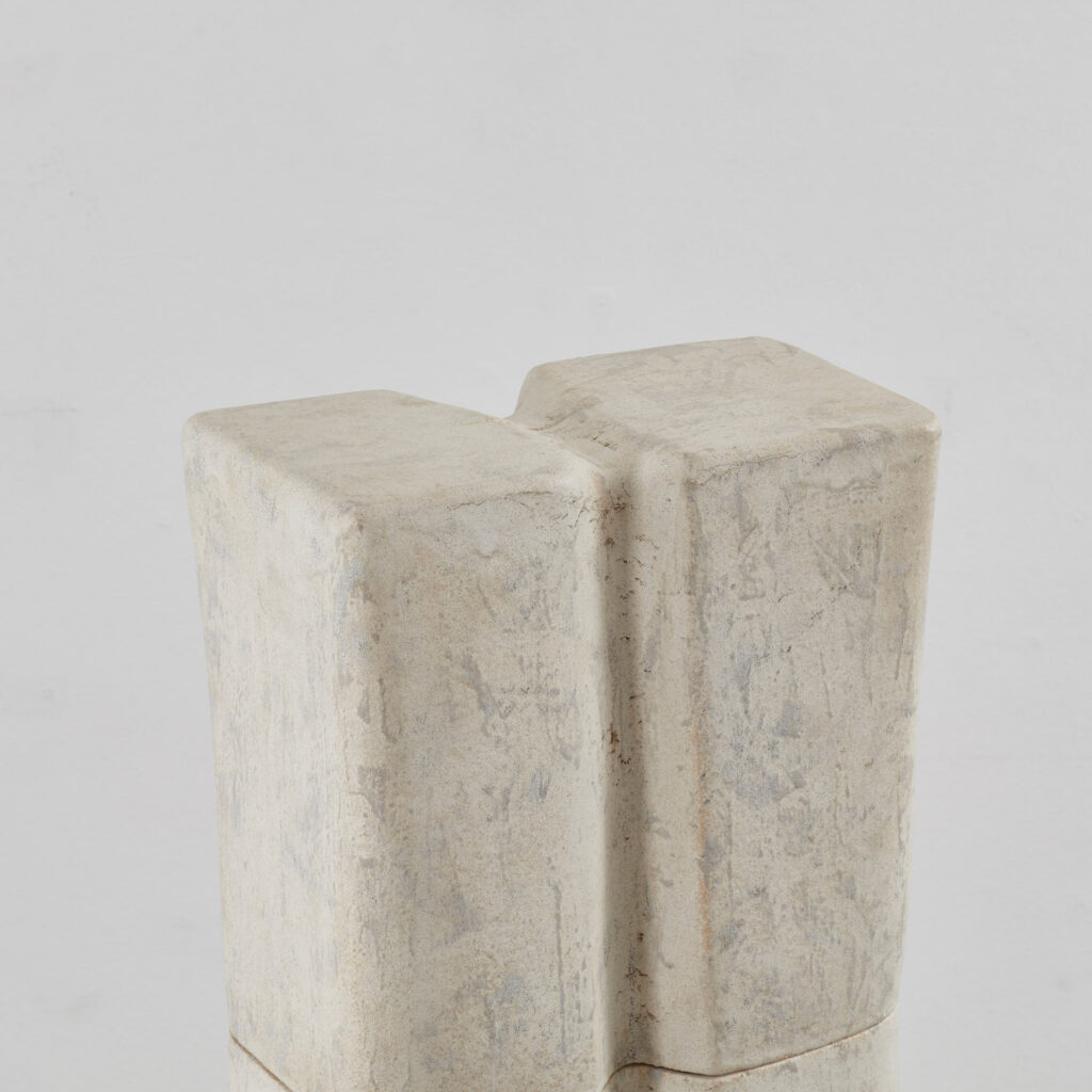 Maria Vlandi ceramic Sans titre sculpture