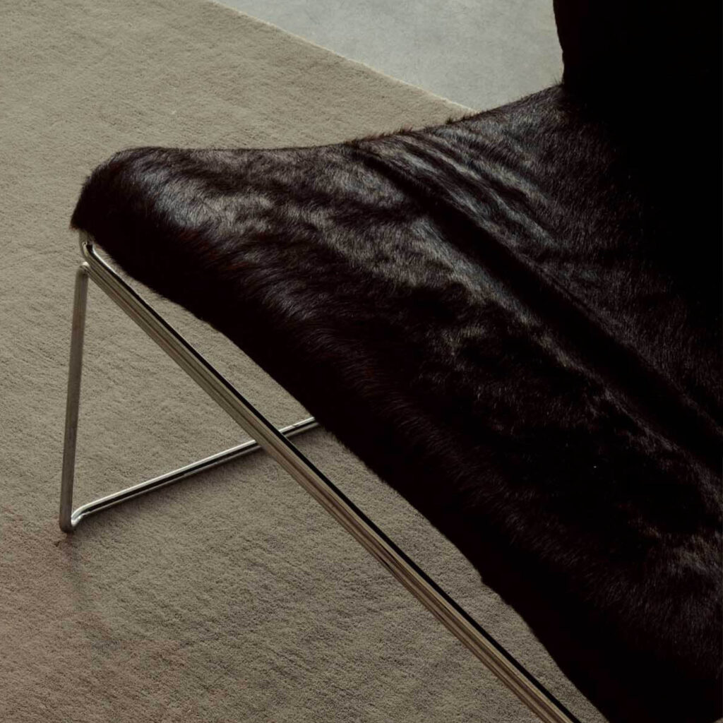 Pair of Kazuhide Takahama Saghi chairs