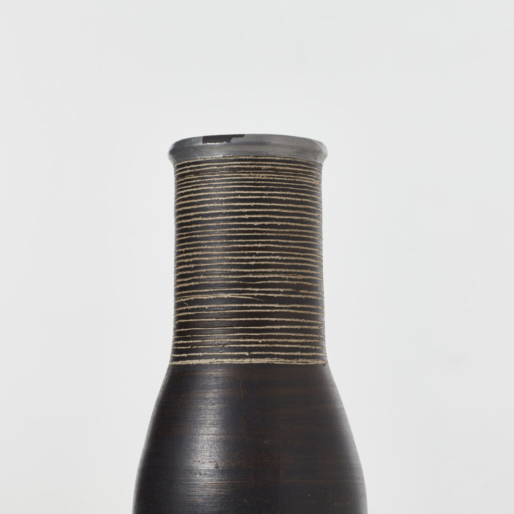 Jason Wason studio pottery vase
