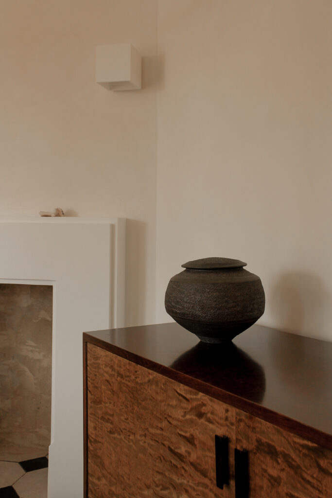 Jason Wason studio pottery lidded vessel