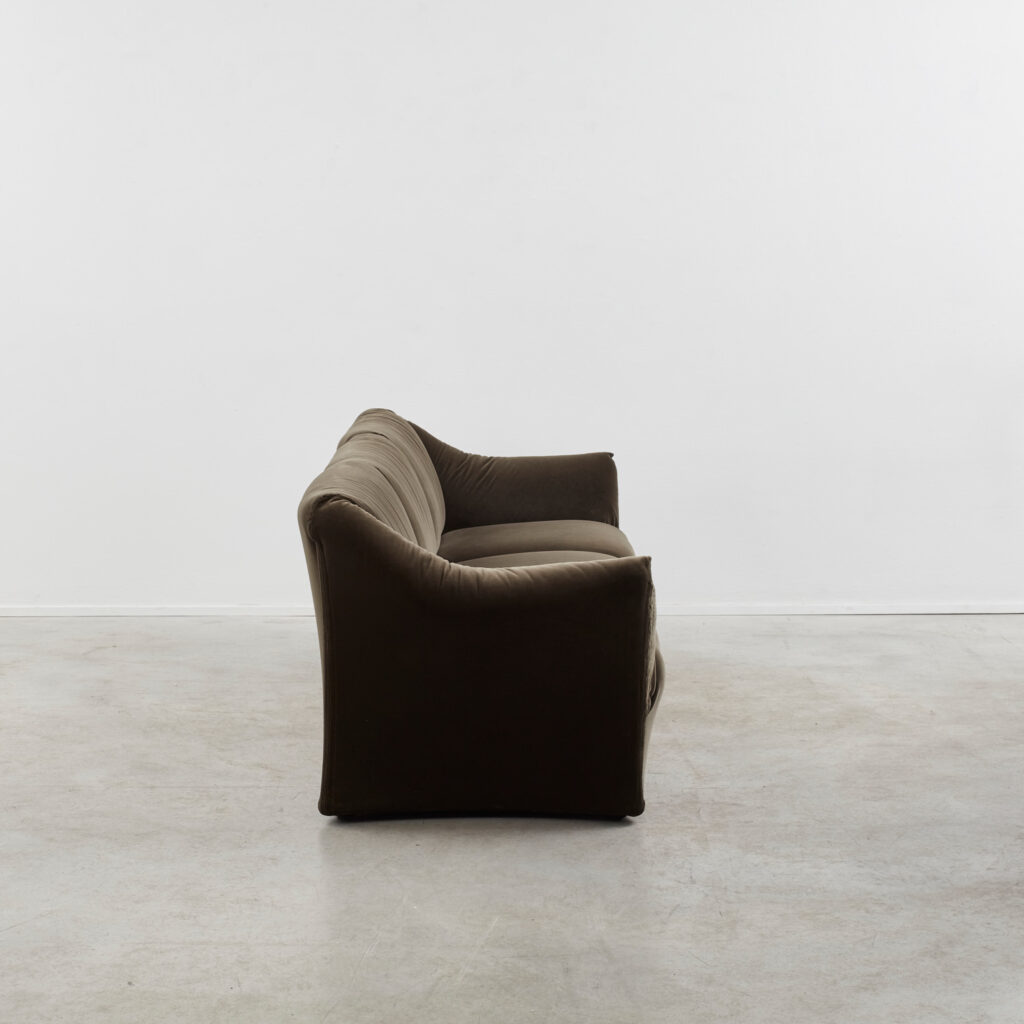 Mario Bellini Tentazione three seater sofa