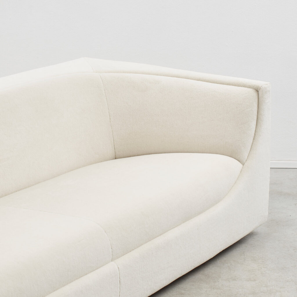 Jorge Zalszupin Cubo three-seater sofa