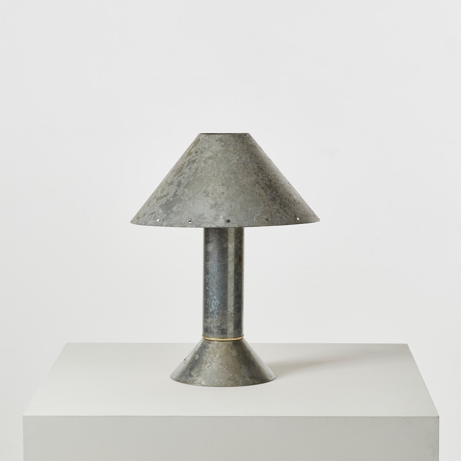 ◇①Ron Rezek ロン・レザク ランプベースのみ 1980年代 Ron Rezek Zinc desk lamp - Béton Brut