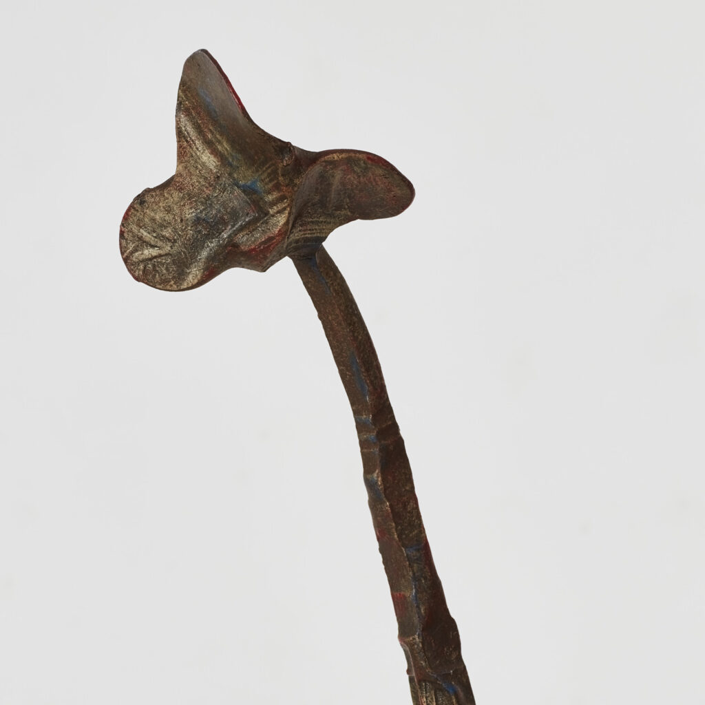 Salvino Marsura Figura Misteriosa sculpture