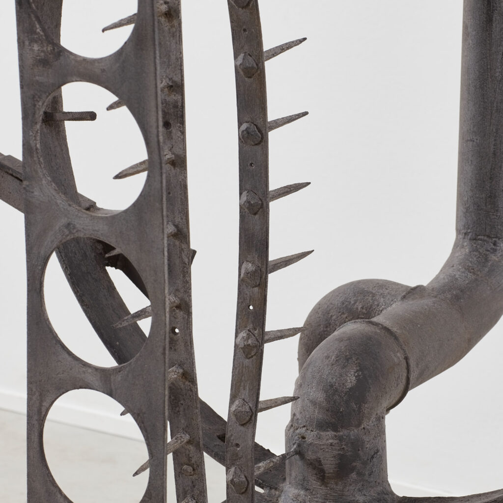 Salvino Marsura Trebbiatrice sculpture