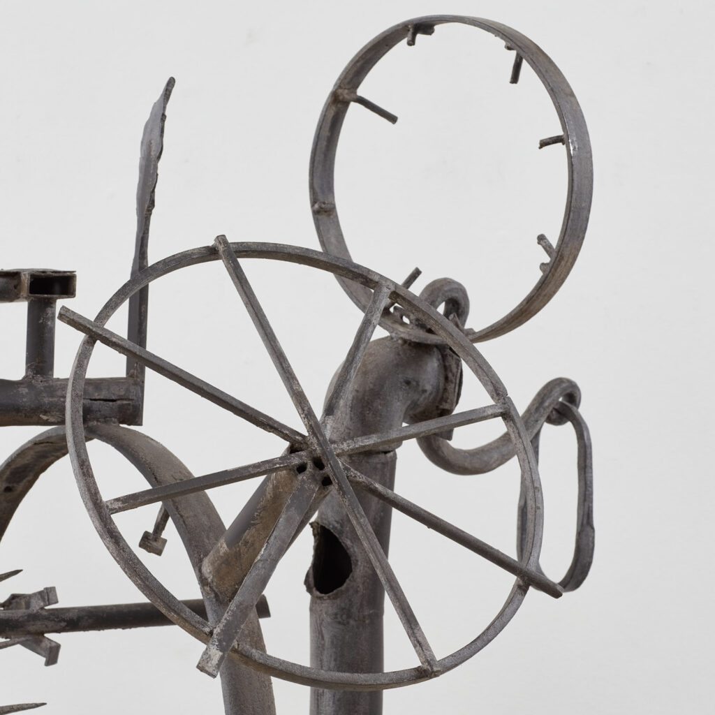 Salvino Marsura Trebbiatrice sculpture