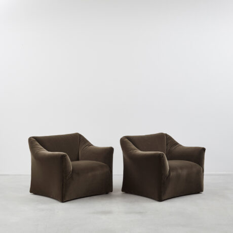 Mario Bellini pair of Tentazione armchairs