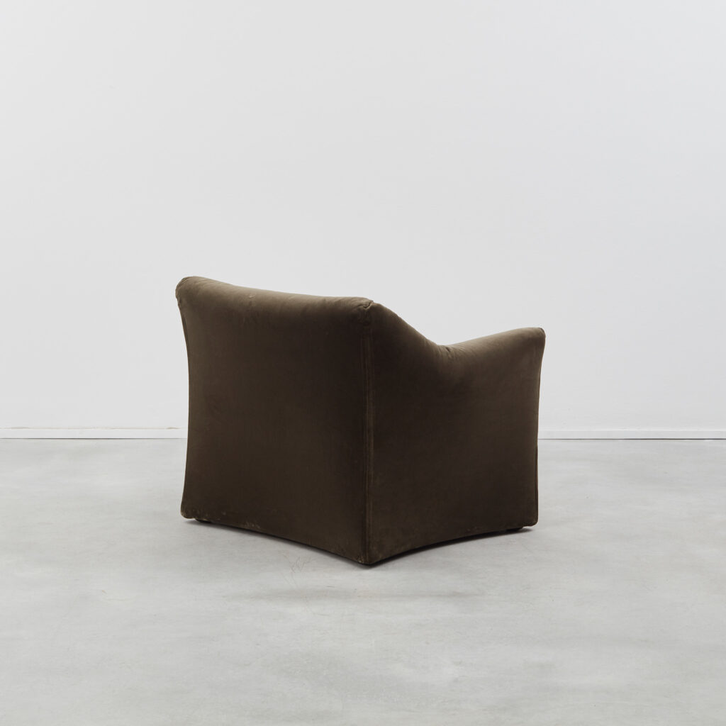 Mario Bellini pair of Tentazione armchairs