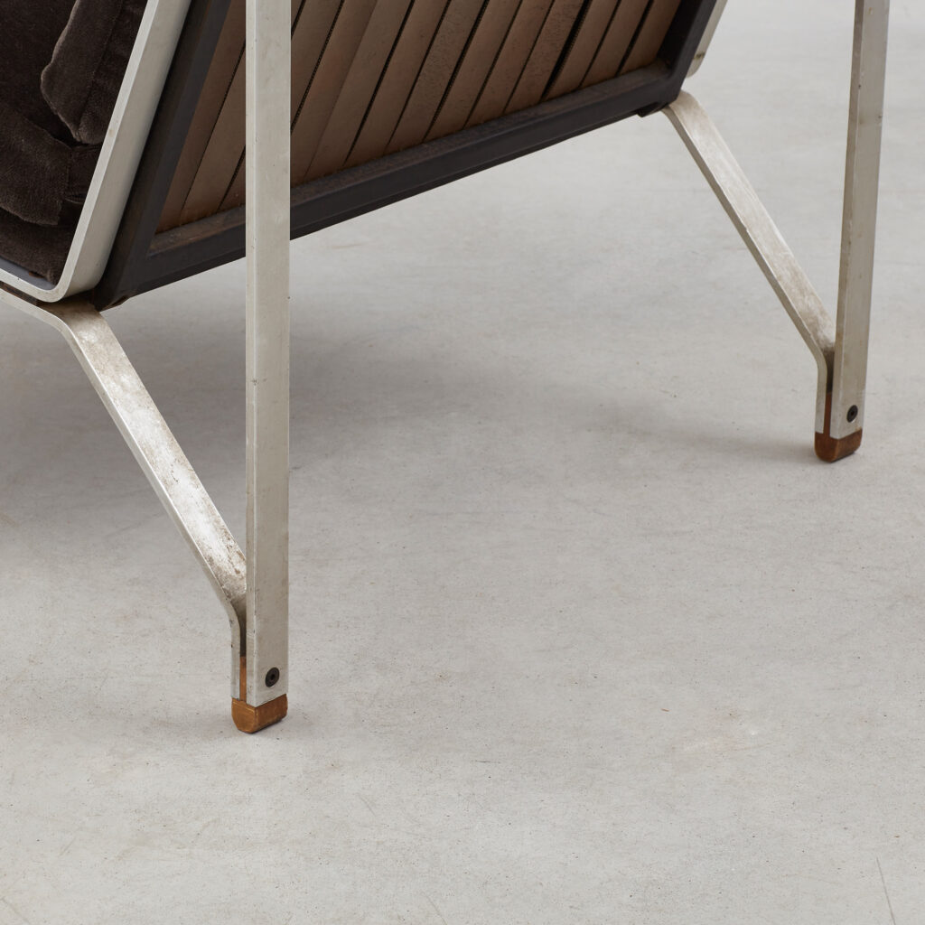 Pair of Eleonora Peduzzi Riva 867 armchairs