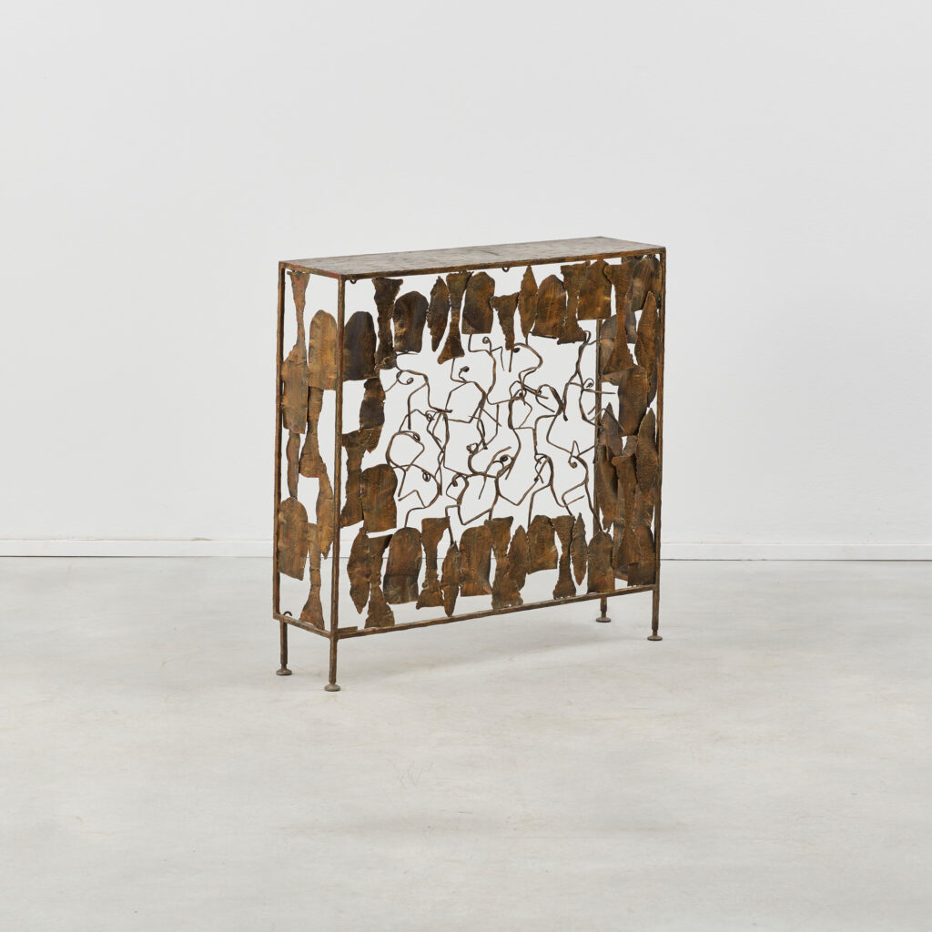 Salvino Marsura Danzanti radiator screen