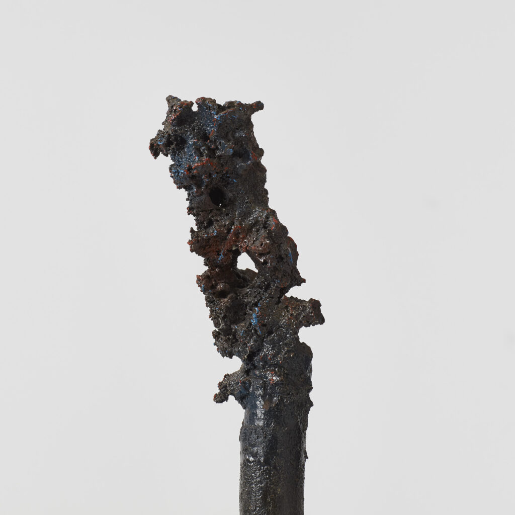 Salvino Marsura Poeta Invisible sculpture