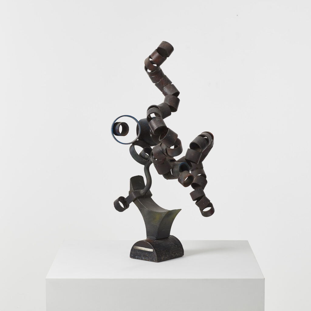 Salvino Marsura Gallo Navigatore sculpture