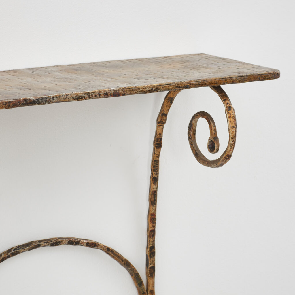Salvino Marsura Volute II console