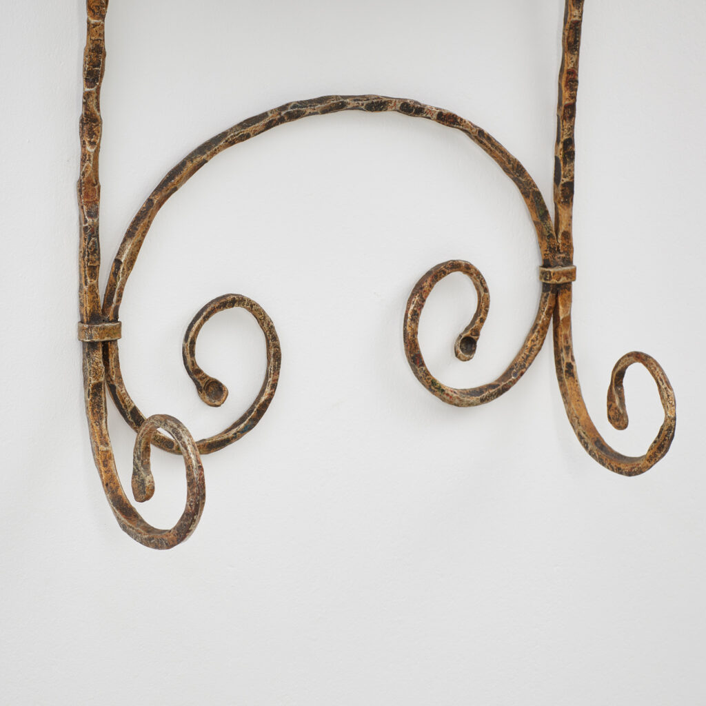 Salvino Marsura Volute II console