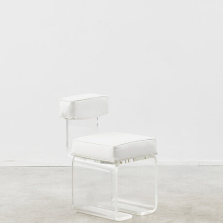 André Courrèges chair in plexi