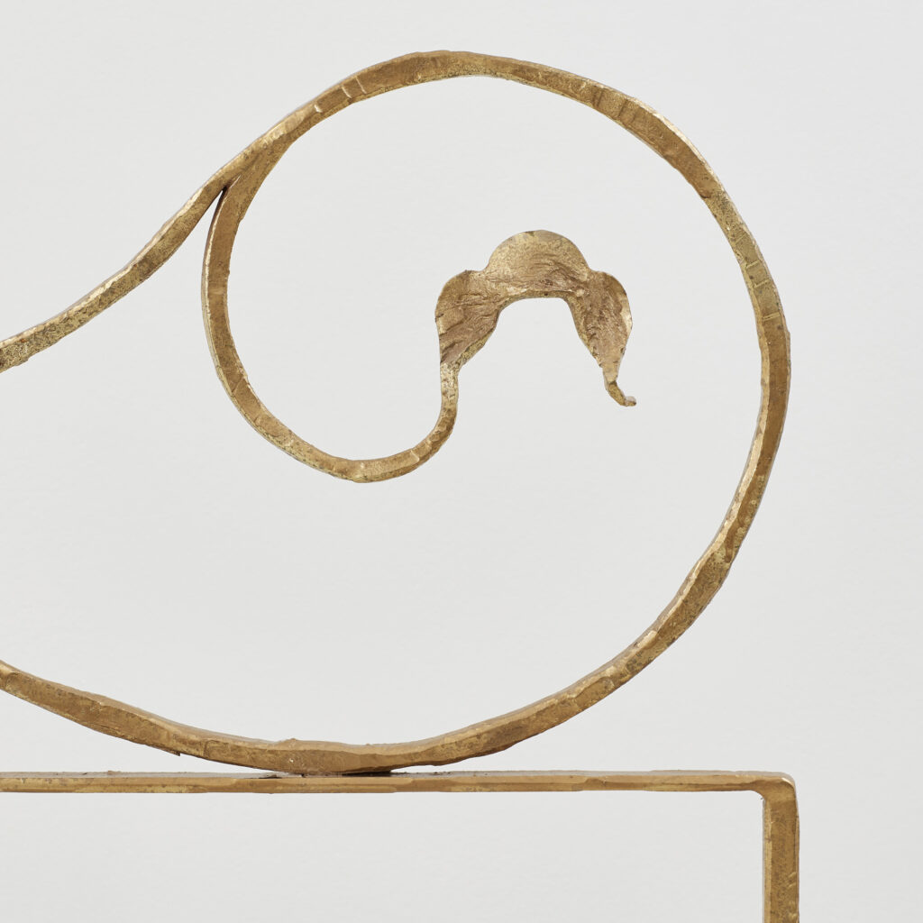 Salvino Marsura Volute con Fiore headboard