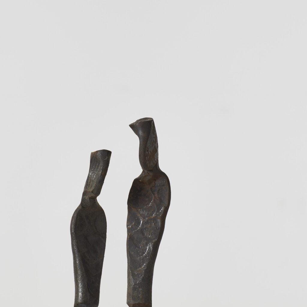 Salvino Marsura Amanti sculpture