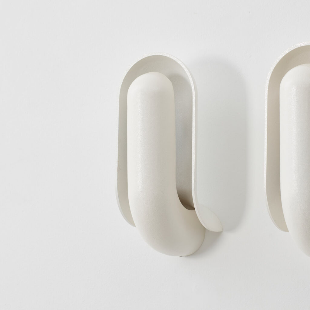 Piet Cohen Schelpdier wall lamps