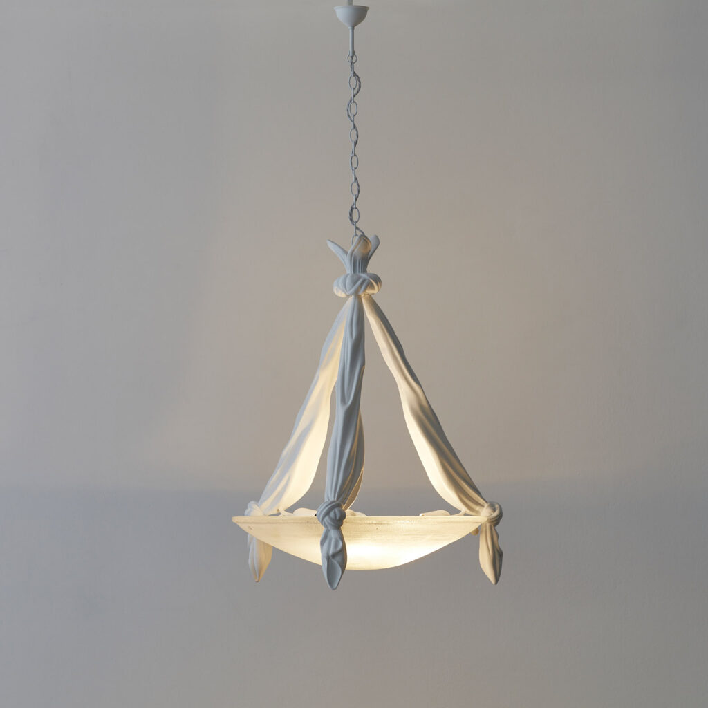 Trompe l’oeil ceiling light