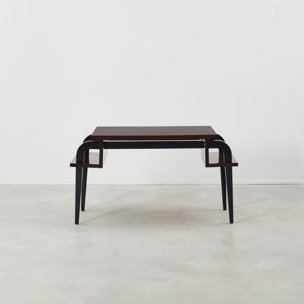 Desk in lacquered Macassar ebony veneer
