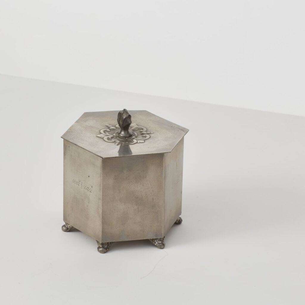 Swedish Grace pewter jar