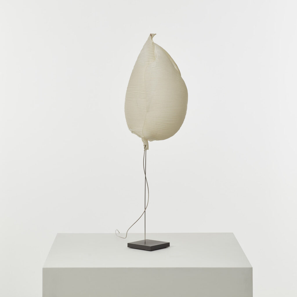 Ingo Maurer Gaku lamp
