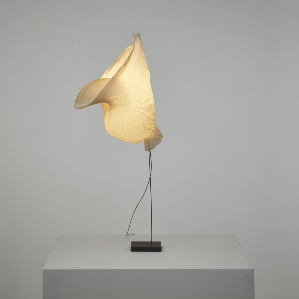 Ingo Maurer Gaku lamp