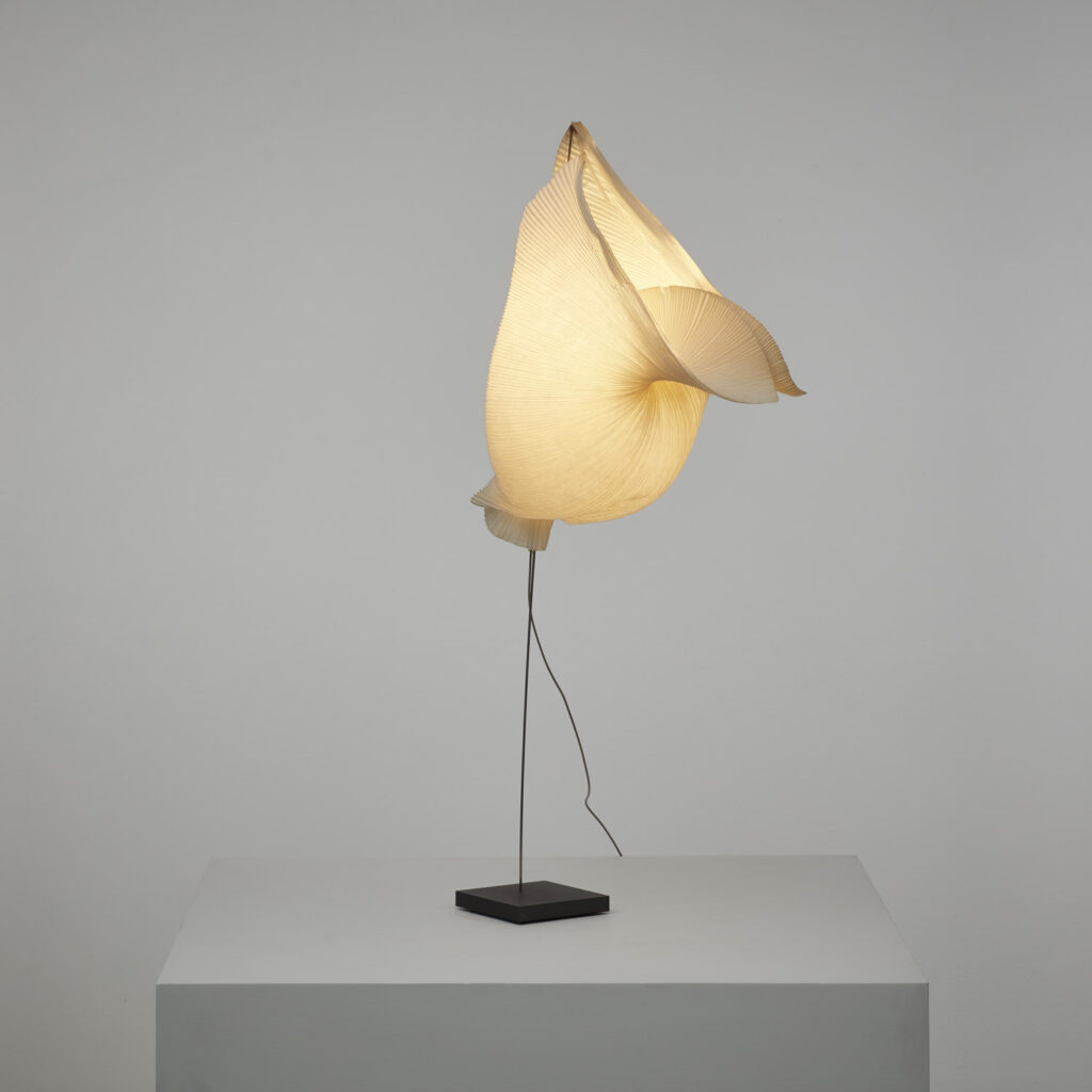 Ingo Maurer Gaku lamp