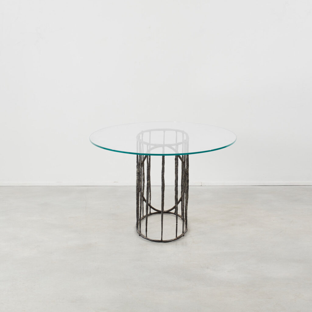 Salvino Marsura Orbita dining table