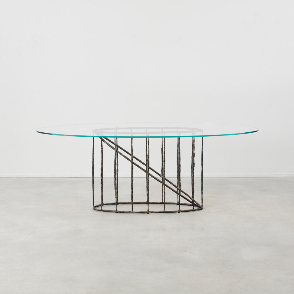 Salvino Marsura Orbita dining table