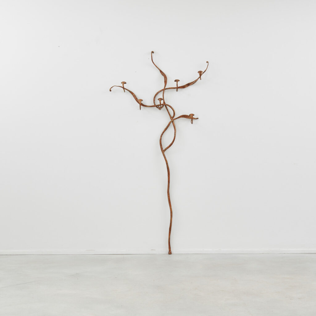 Salvino Marsura Albero di Londra coatstand