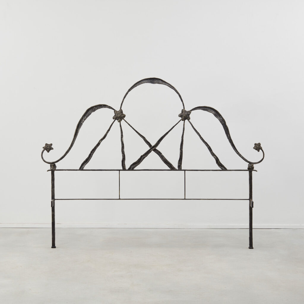 Salvino Marsura Nastri bed headboard