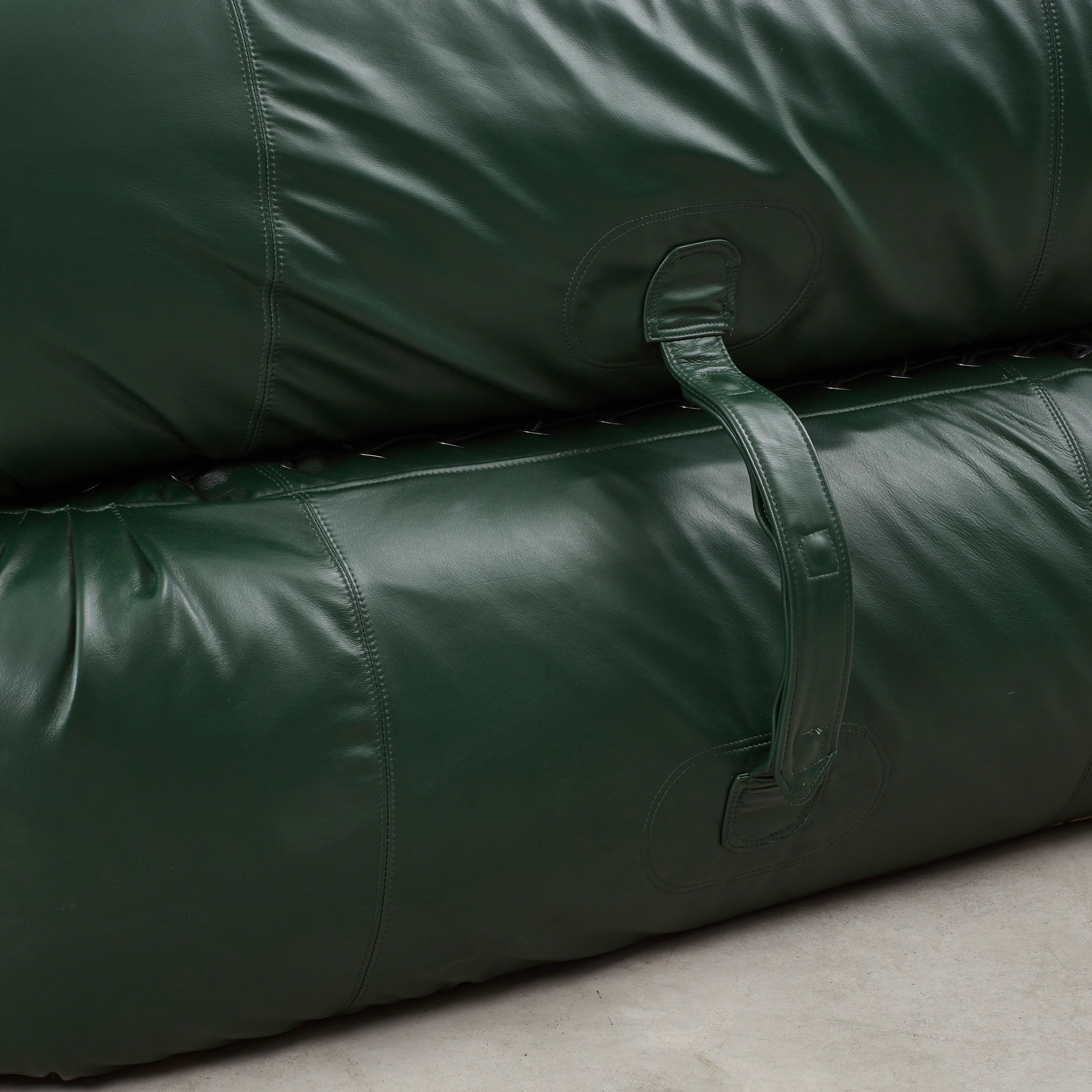 Alessandro Becchi Anfibio sofa