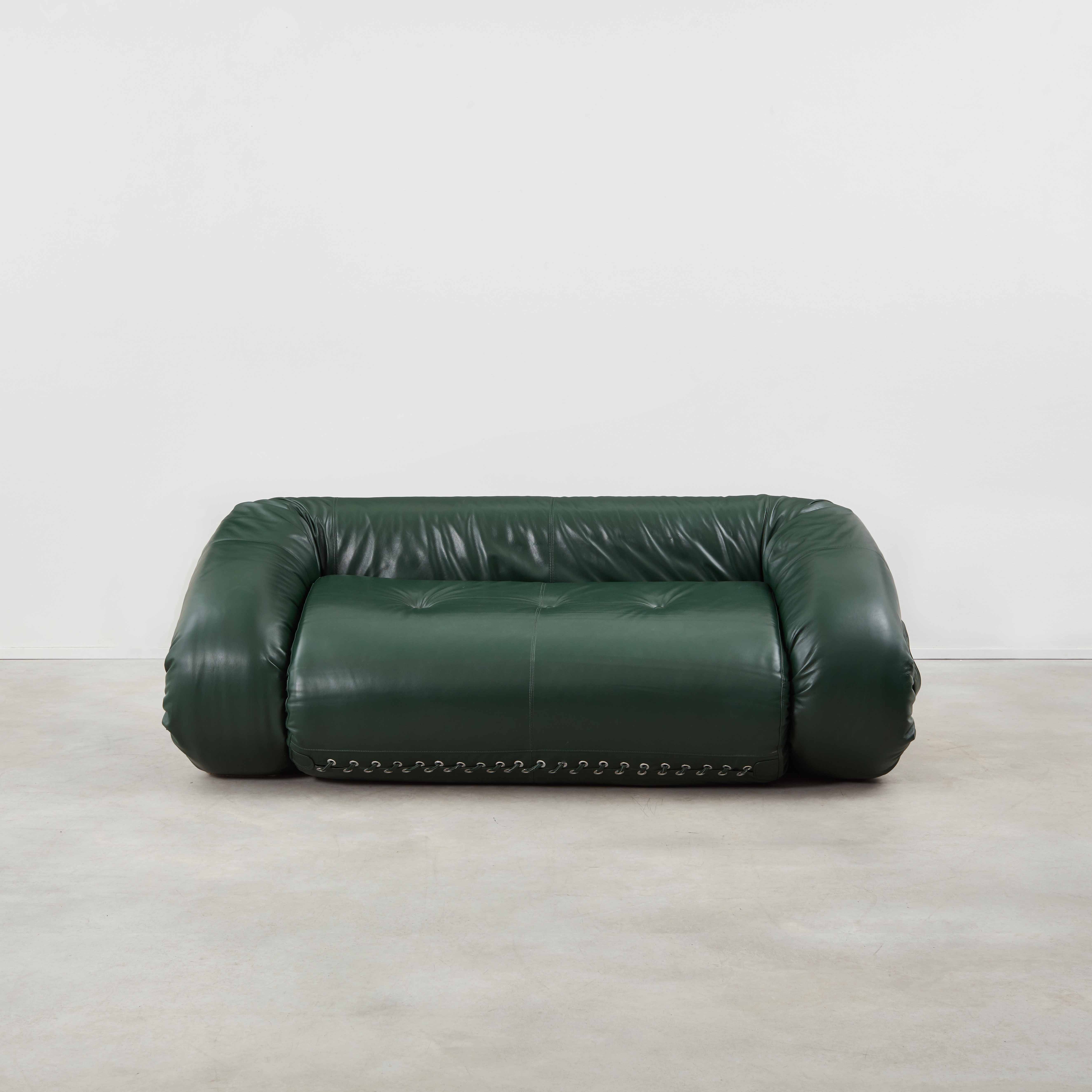 Alessandro Becchi Anfibio sofa